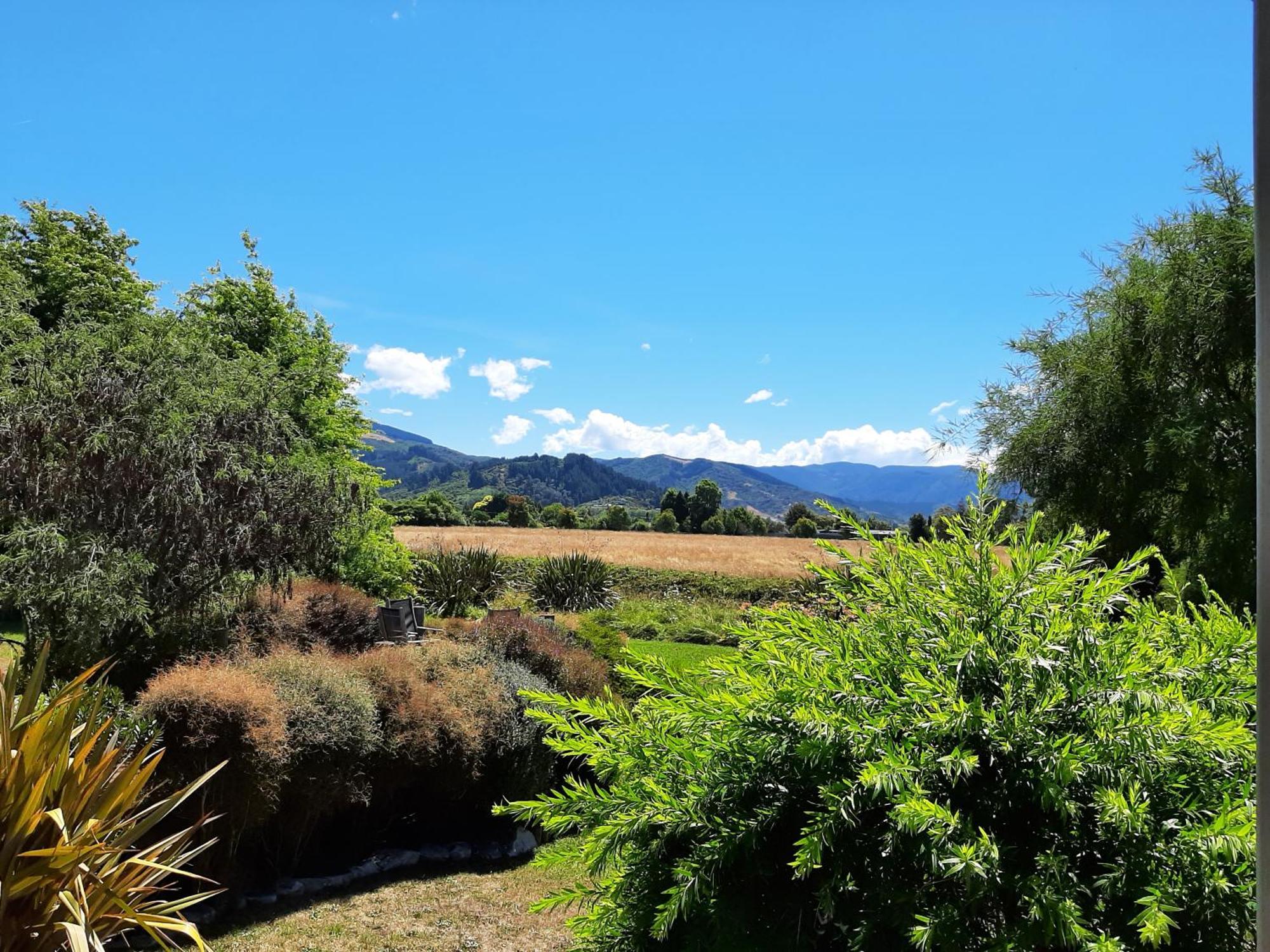 Eden'S Edge Lodge Motueka Luaran gambar